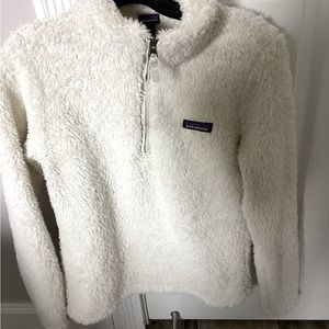 Patagonia zipper up Pullover White Sheepskin Small